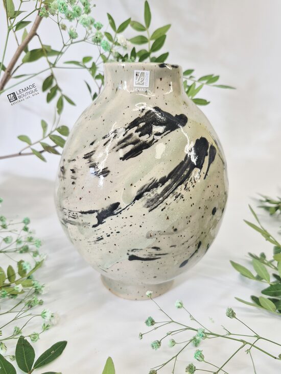 "Breath of Wind" Stoneware interior vase